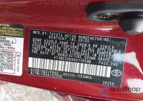 2006 Toyota Camry Le z USA, uszkodzony, nr VIN 4T1BE32KX6U116538